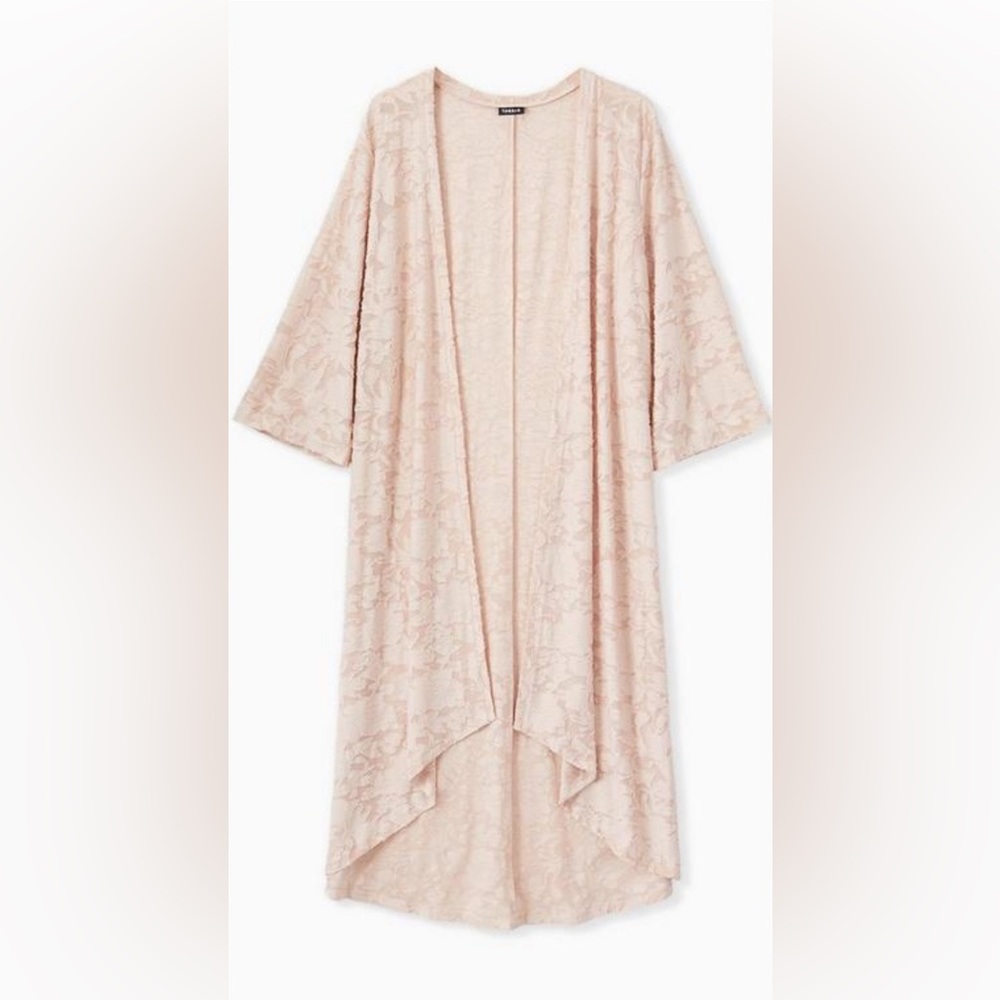 Light Pink Floral Torrid Kimono